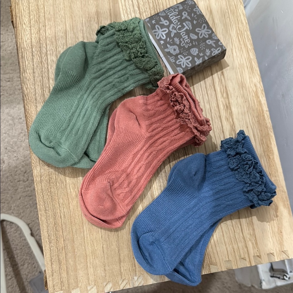 Matilda Jane Ruffled Socks Set in Green, Pink, and Blue size small
